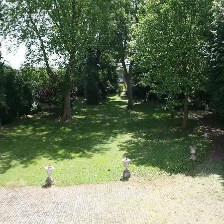 Chateau De Warenghien Szálloda