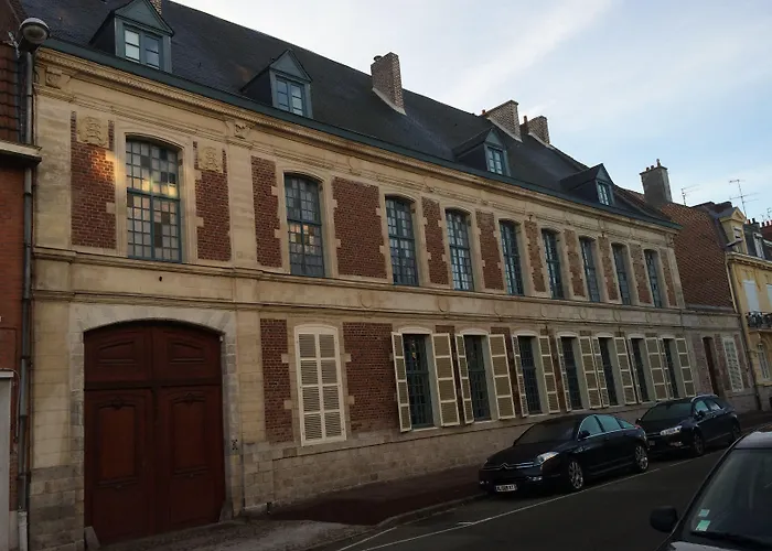 Chateau De Warenghien 3*