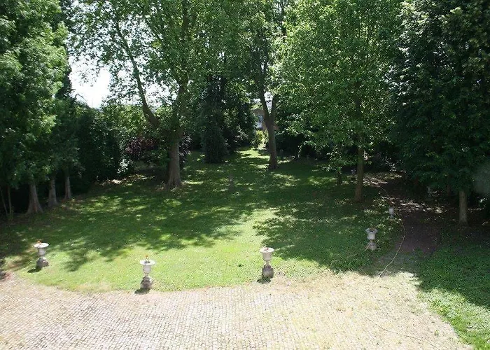 Chateau De Warenghien Hotel