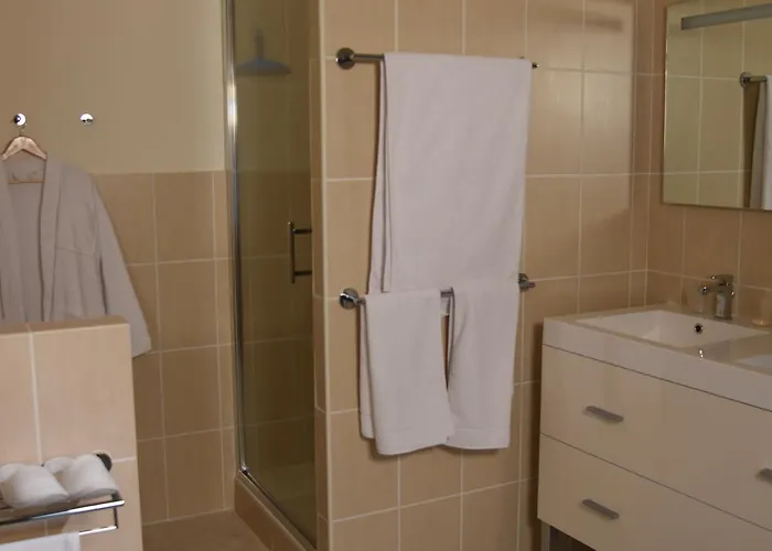 Hotel Chateau De Warenghien