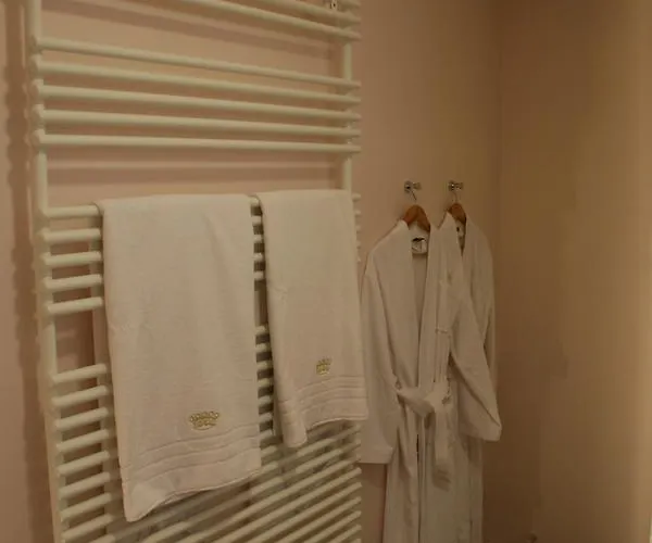 Chateau De Warenghien Hotel