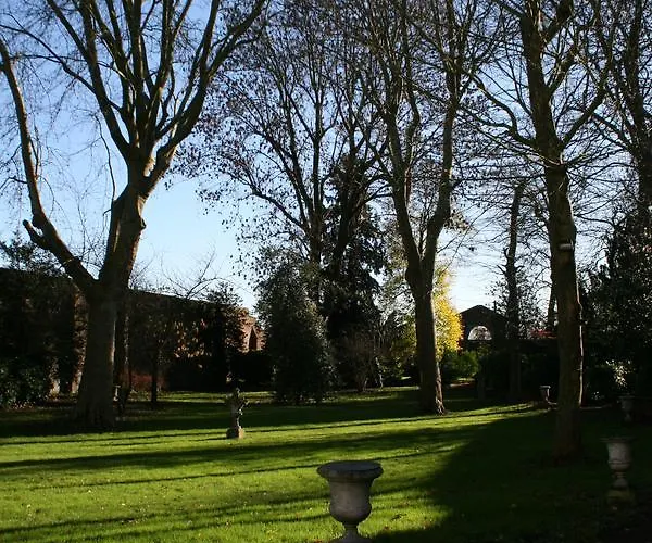 Chateau De Warenghien 3*