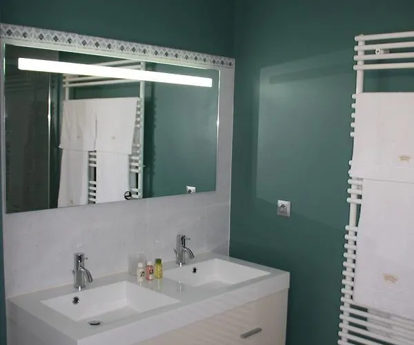 Chateau De Warenghien Hotel 3*